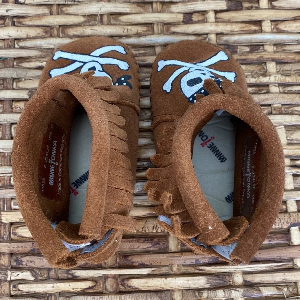 Minnetonka Sail into the Mystic infant moccasins